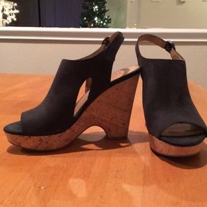 Black Wedges